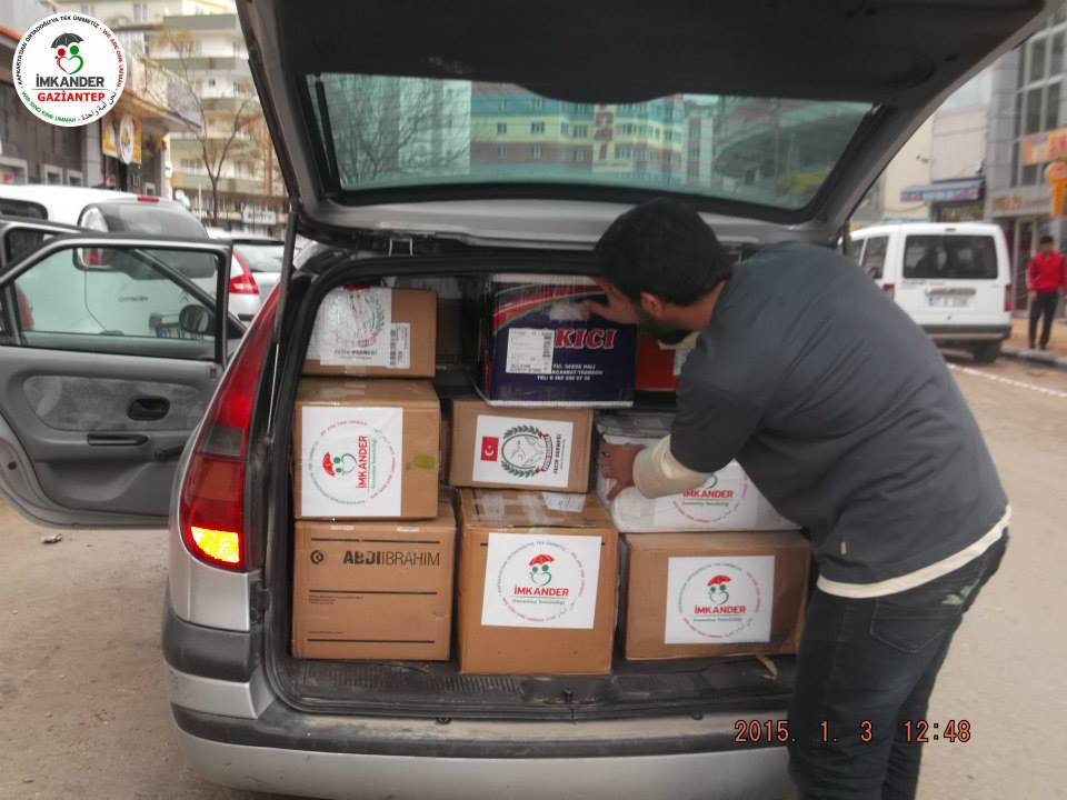 pkw syrische grenze hilfslieferunge medizin krankenhaus verwundete freiwillige helfer voluntäre